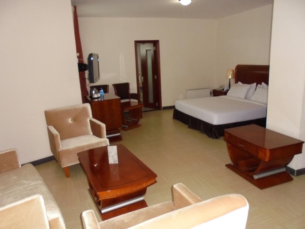 Aphrodite International Hotel Addis Ababa Exterior foto