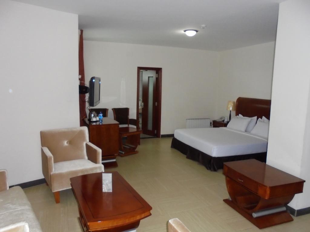 Aphrodite International Hotel Addis Ababa Exterior foto